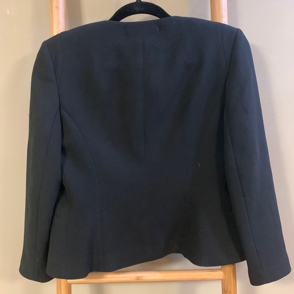 Aritzia/Wilfred Cropped Blazer - Picture 5 of 7
